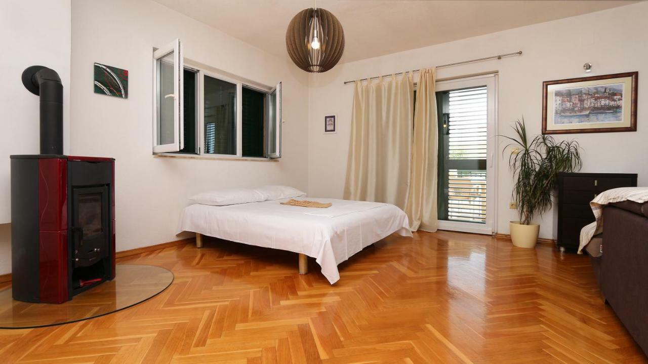 House Lipo Hotel Makarska Exterior foto