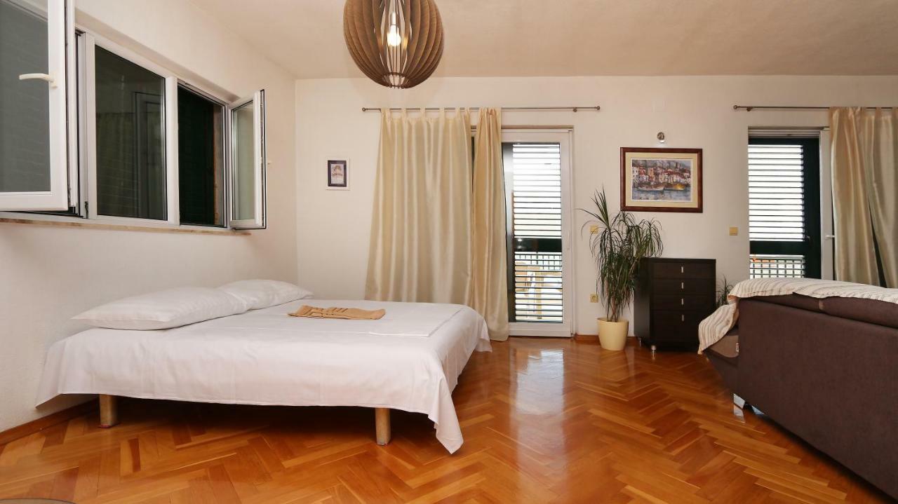 House Lipo Hotel Makarska Exterior foto